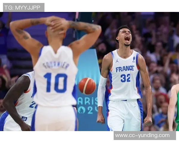 马刺团队协作显神威九人轮换全员得分六人上双助力胜利